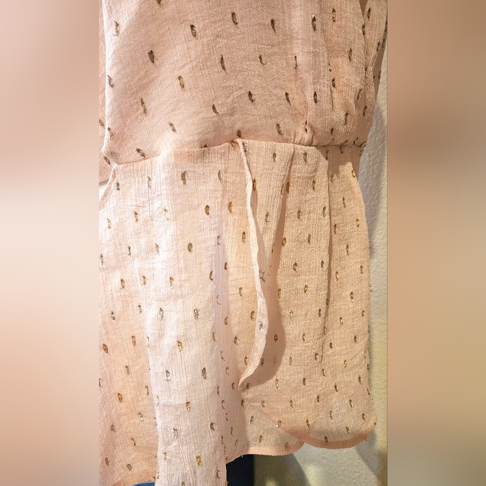 EUC Dusty Pink Top Sleeveless Peplum Deep V-Neck - Picture 5 of 8